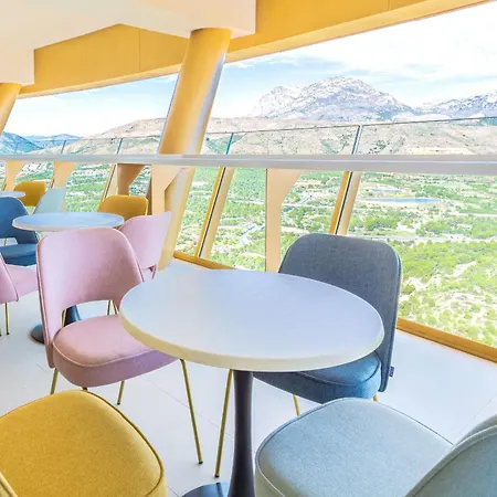 Intempo By Holuxe - 352 - 35th Floor *