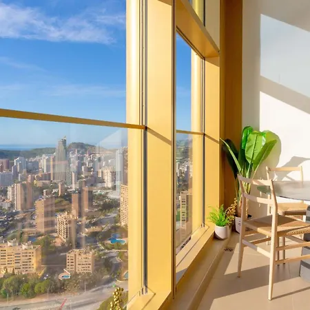 Intempo By Holuxe - 352 - 35th Floor Apartman
